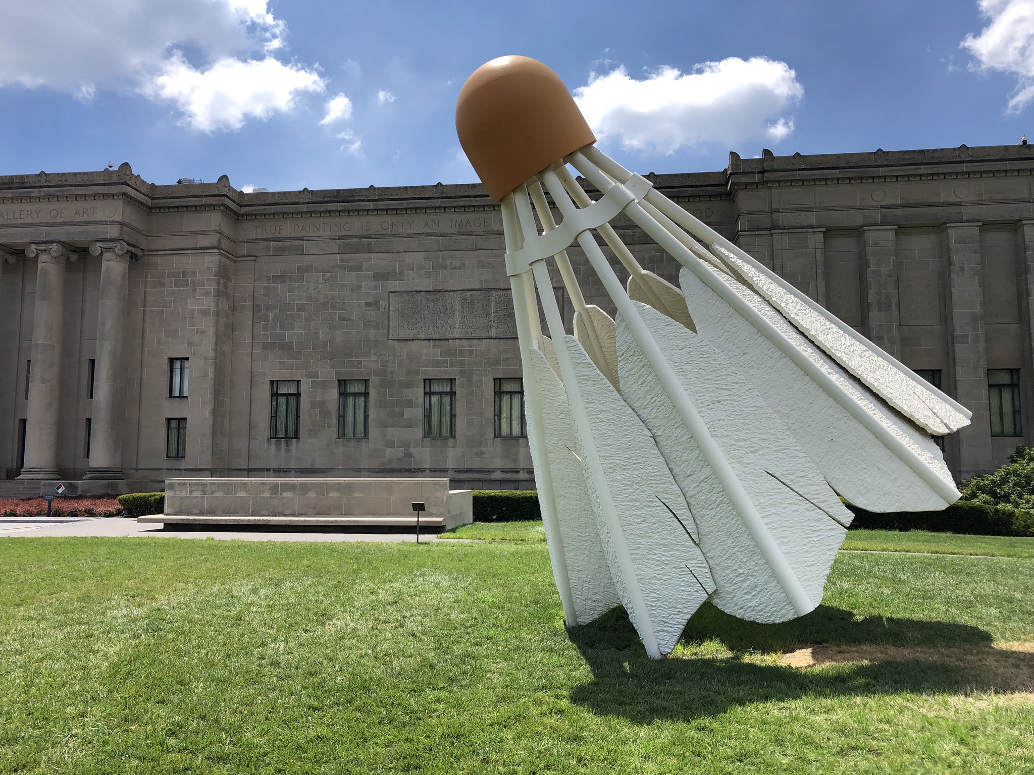 Claes store oldenburg shuttlecock