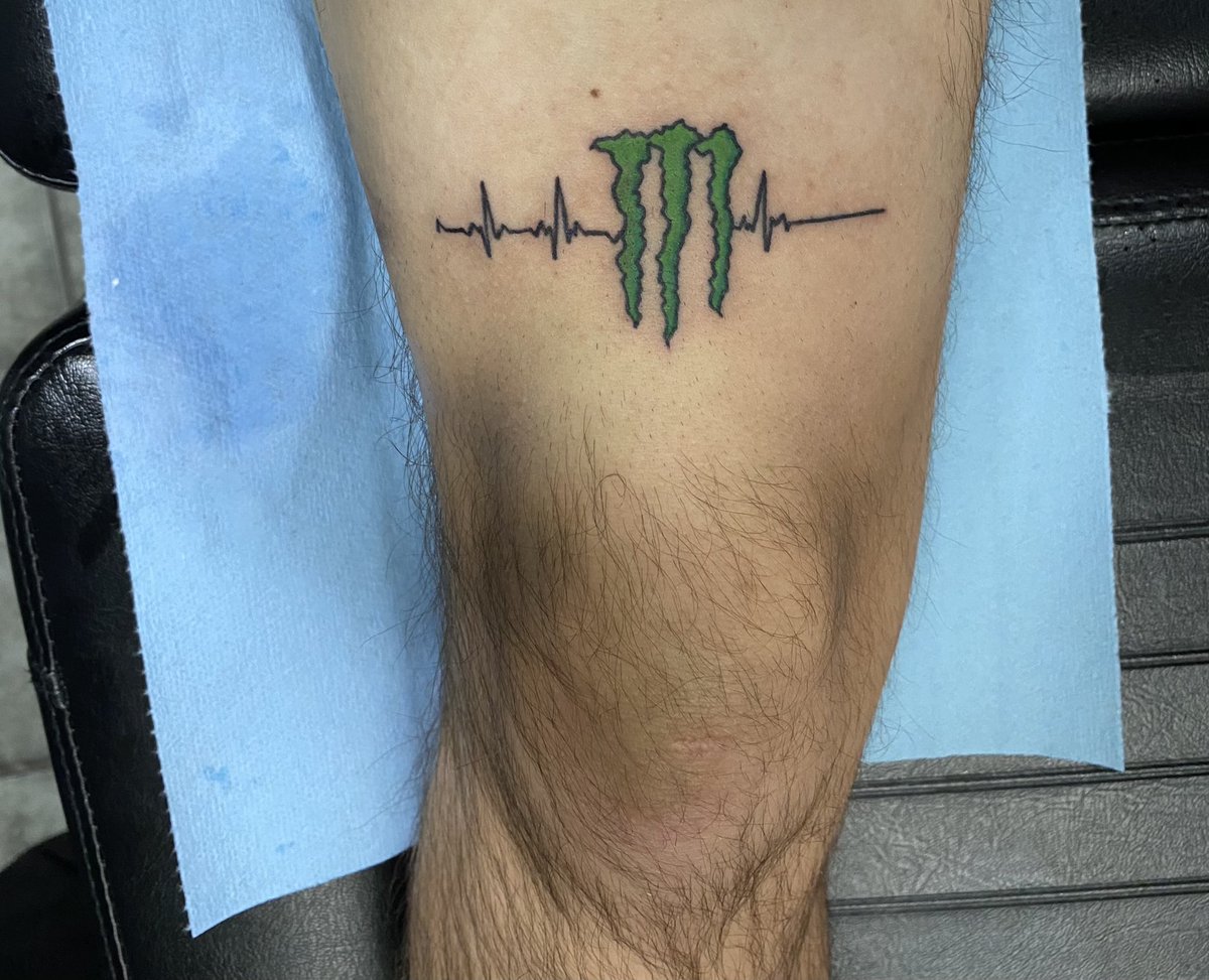 Scars? Psh, what scars?! One of todays bangers was converting this  unusually shaped scar into a Monster Energy symbol! 🖤, image size:1200x973