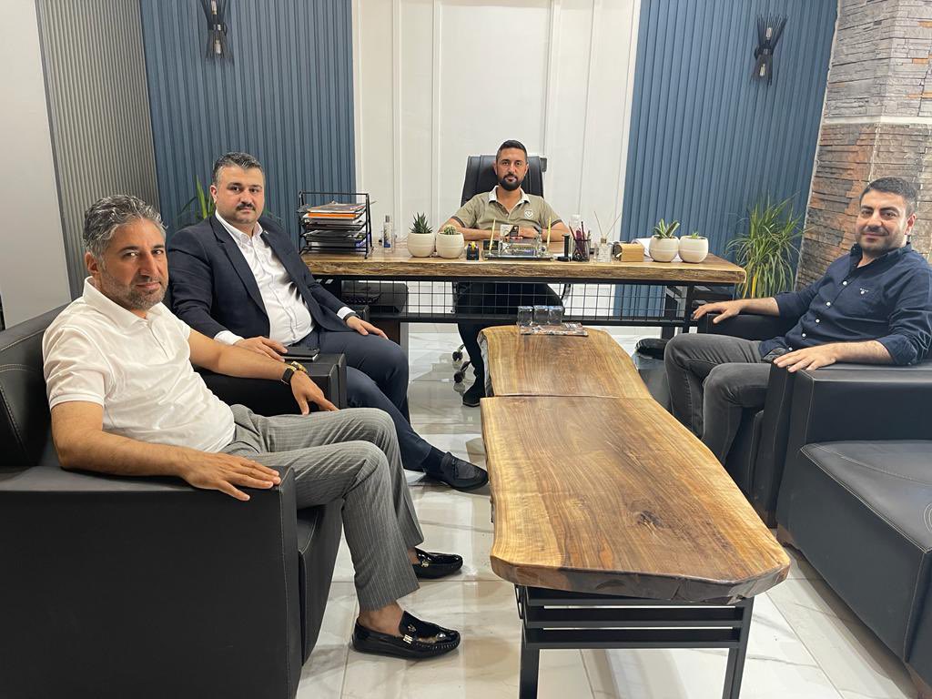 Kıymetli Kardeşim Av.Orhan Çelik ile Birlikte Önceki Dönem İl Başkan Yardımcımız Haci Yaygın’ı Ve Yeni İşyeri Açan Kardeşi İç Mimar Cihan Yaygın’ı Ziyaret Ettik. Ev Sahipliği Ve Misafirperverliğinden Dolayı Teşekkür Ederim. <a href="/avorhancelik/">Av. Orhan ÇELİK</a> <a href="/haciyaygin/">Hacı Yaygın🇹🇷</a> <a href="/cihanyaygin/">Cihan YAYGIN</a>