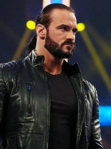JustTtlyCherry's tweet photo. Jack…er, I mean Drew in that leather jacket though… 🖤😛🔥💦 https://t.co/feHlExBLz6