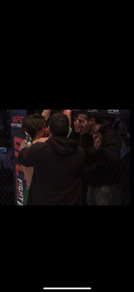 camduffy55's tweet photo. @JohnPaulwilson3 @CageWarriors @LukeRileyMMA 😏😏 https://t.co/IqX3qi2AZS