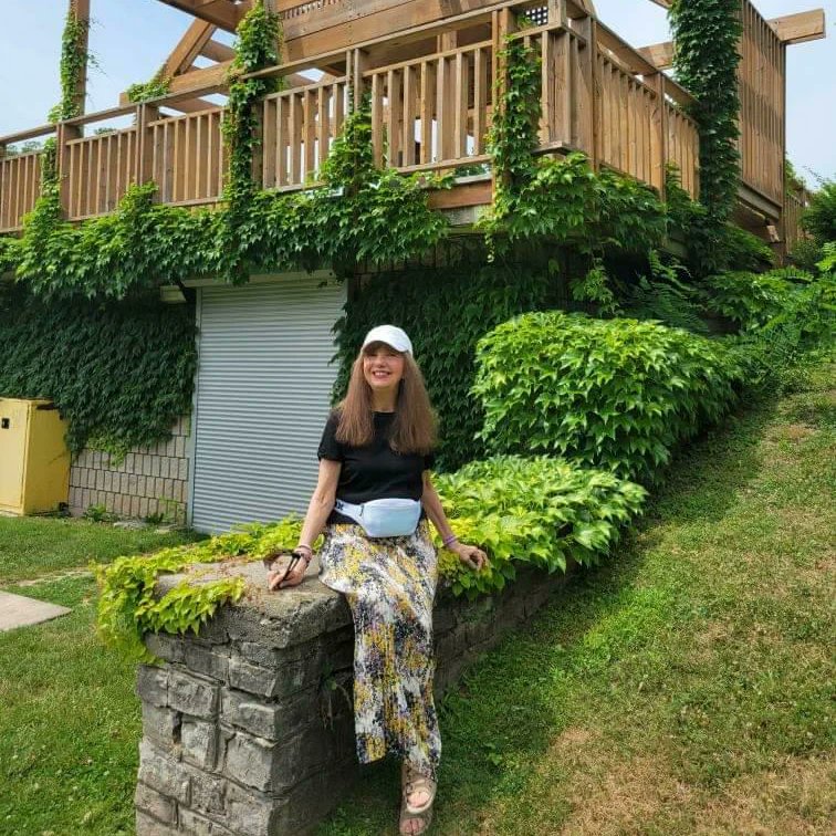 marilynarcher28's tweet photo. Keep it #SafeOutside or #MaskIndoors in public spaces #CovidIsNotOver 🍁
#naturephotography @RBGCanada #TwitterNaturePhotography #nature https://t.co/FiNLDrTSef