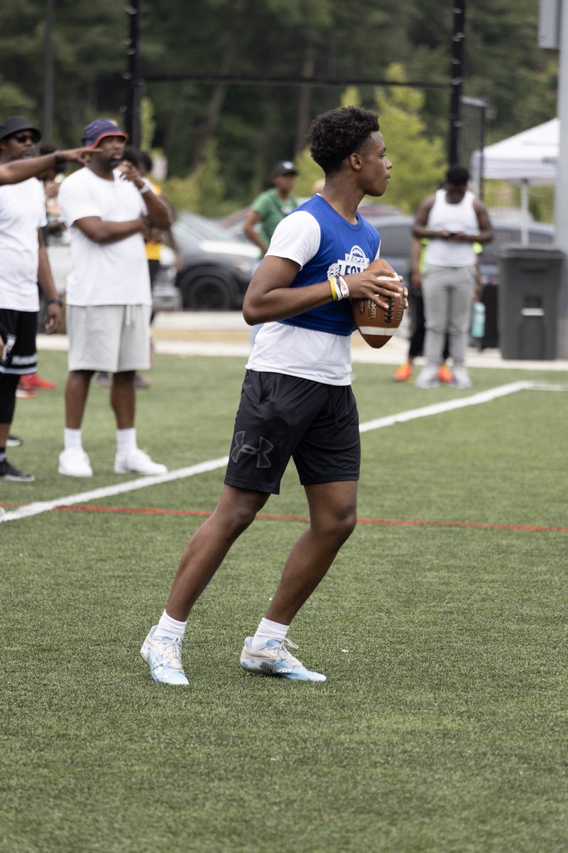 AthleteImagine's tweet photo. #chipCHASERS π #BEARLEGACY x #theeIAAway #7on7 #exposure https://t.co/BXOVrLcDqJ