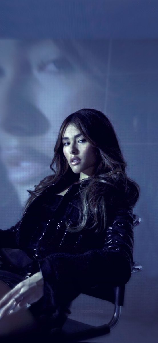 beerlocks's tweet photo. madison beer lockscreen 💙
rt / fav if u save to support me! <3

leave a follow &amp; turn notifs on 🫂 

@madisonbeer https://t.co/aReIBIIOsf