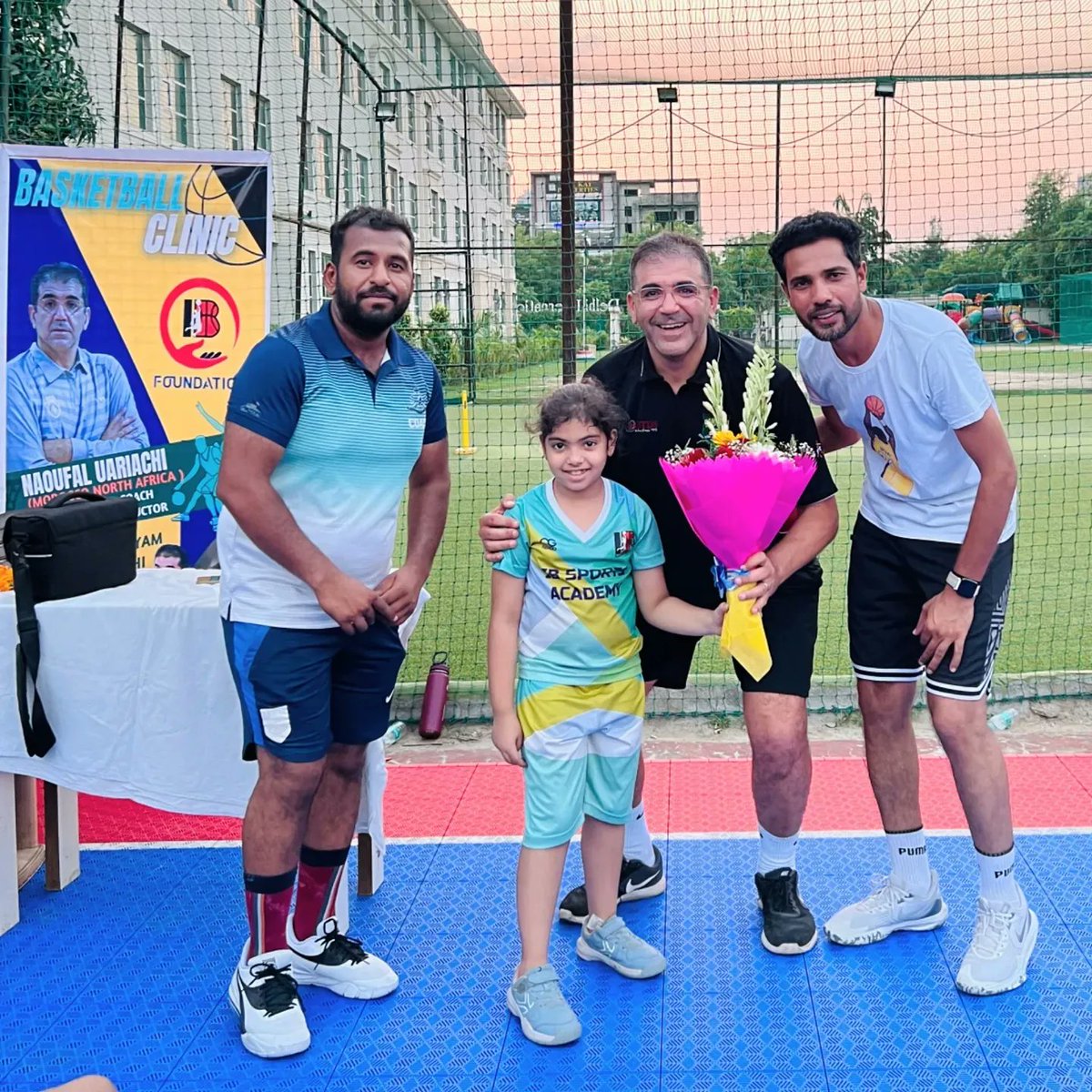 ibsportsacademy's tweet photo. Basketball Clinic with @NaoufalUariachi
#IBFoundation organized a basketball event with #FIBA #WABC Instructor, Coach Naoufal Uariachi, led Morocco's men's national team in the #AFROBASKET qualifiers.
#basketball #afrobasket #afrobasketball #afro #sports #Indian @afrobasketwomen https://t.co/iIuwJt4ZBf