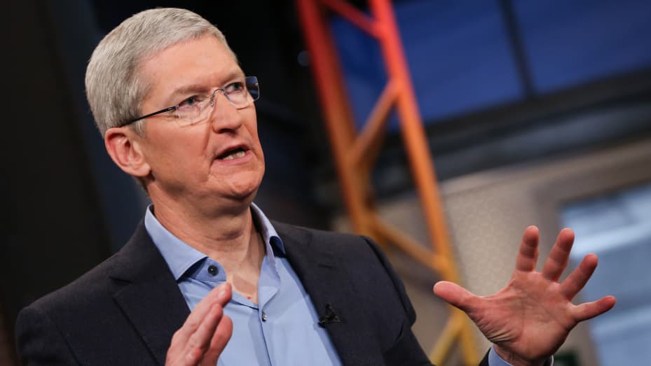 Investingcom's tweet photo. *APPLE PLANS TO SLOW HIRING AND SPENDING FOR SOME TEAMS IN 2023

$AAPL https://t.co/GiPFBPgBvR
