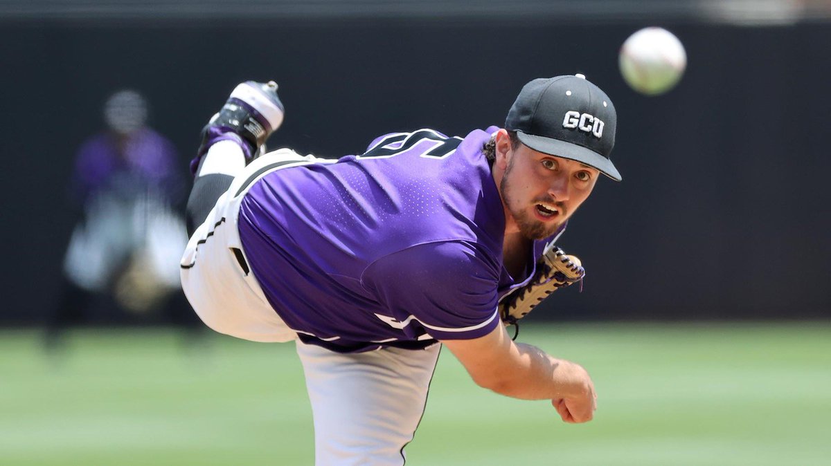 CubsZone's tweet photo. With the 203rd pick in the 2022 MLB Draft, the Chicago Cubs select RHP Nick Hull from Grand Canyon University. https://t.co/r5iG44w25a