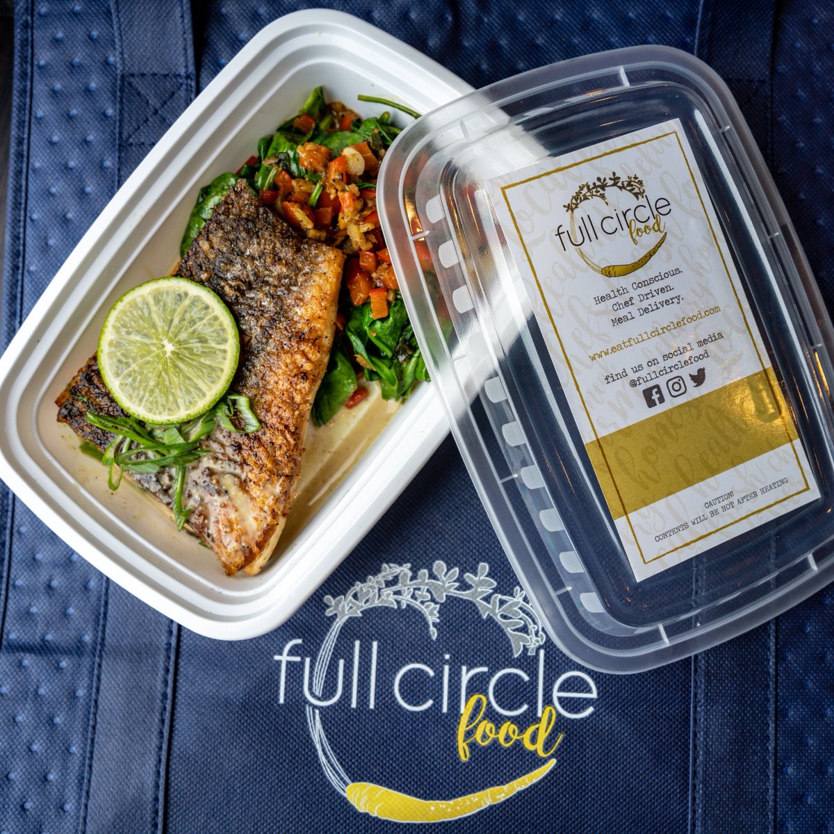 When dinner comes Full Circle.

📷: <a href="/sv_images/">Adam Peprník</a> for <a href="/FCFoodGroup/">Full Circle Food</a>