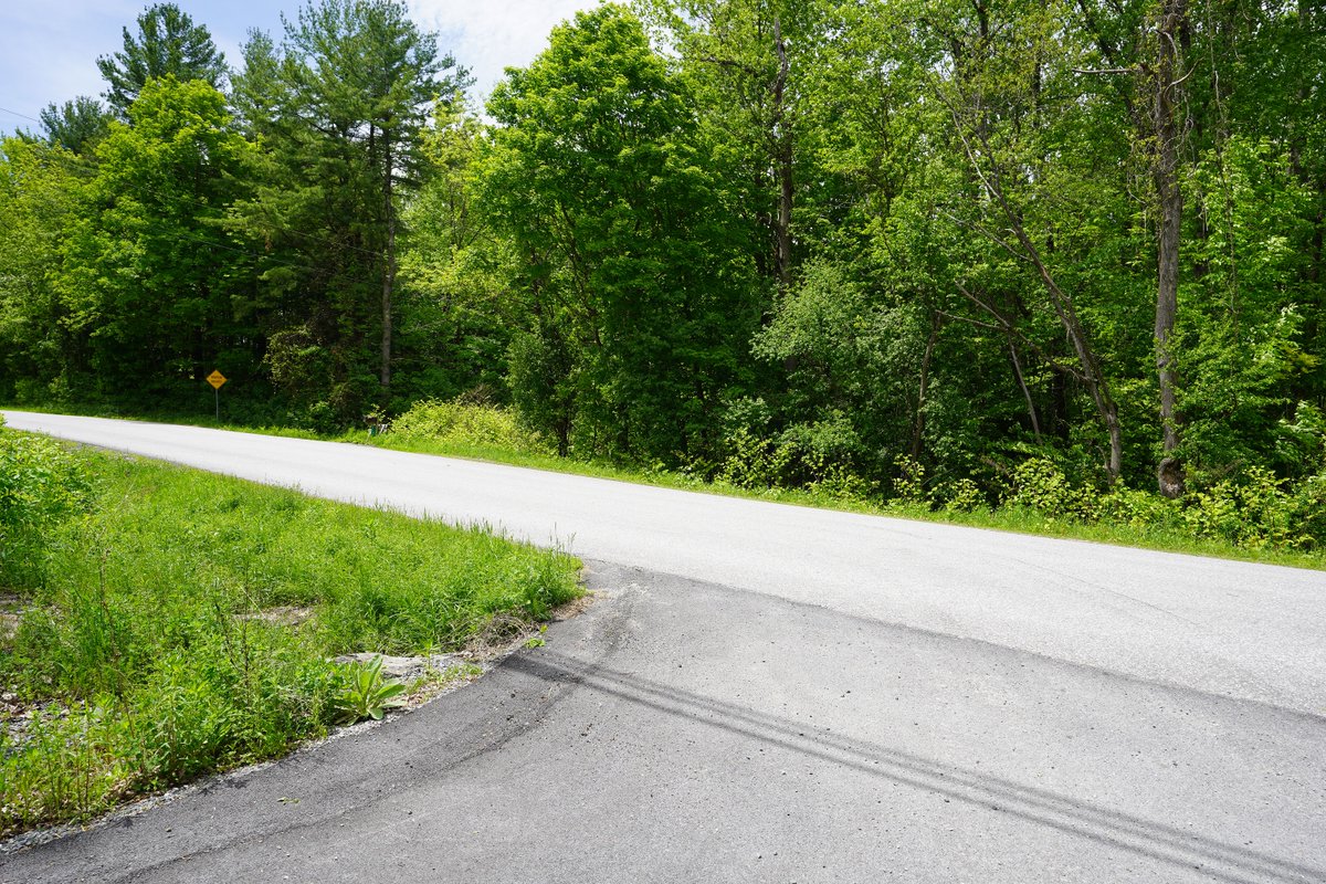 StrongWillVT's tweet image. Looking for Land? 🌄

Fully permitted lot in Georgia, 1 minute from Rt. 7 and I89. Well and septic under construction and scheduled to be complete by August. Turn-key lot, ready to build! Breathtaking mountain views. 

allburlingtonhomes.com/homes/vt/georg…

#buyland #landforsale #vtland #swre