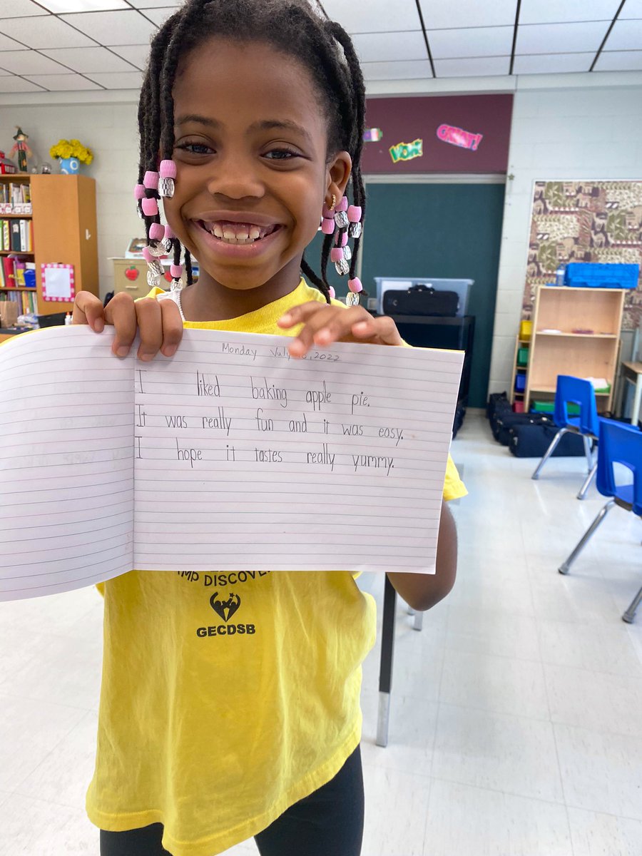 DinaTakach's tweet photo. Day 11 - Camp Wonder 🌟😇

Muna has the most captivating smile! I was really proud of her today, she wrote three sentences telling us all about her day. She has improved so much since week one. This is what camp wonder is all about 💭 #GECDSBSLP2022 #CampWonder @DarinTeach https://t.co/3cN4M2psuE
