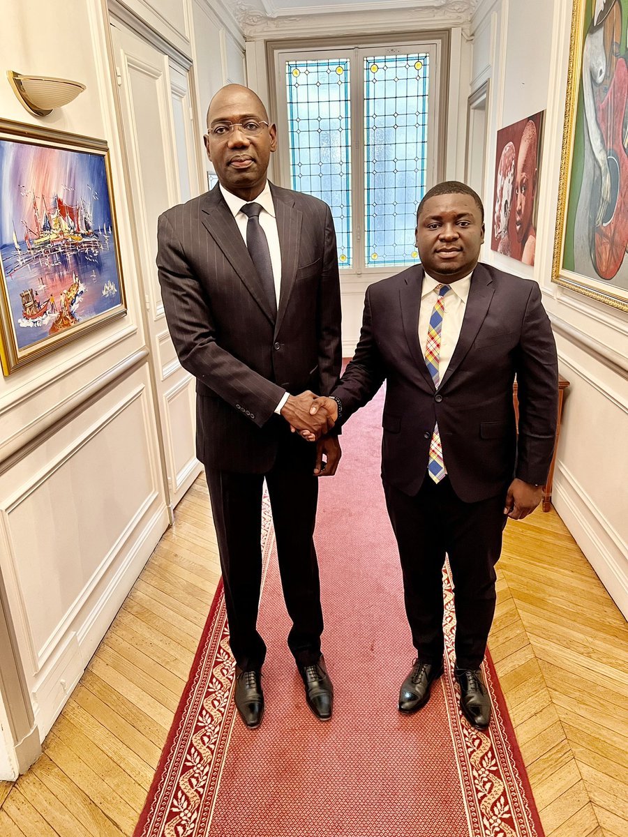 bibystilll's tweet photo. J’ai eu ce matin à Paris, à l’Ambassade d’Haïti, un entretien assez technique et académique avec SEM Jean Josué Pierre Dahomey, Ambassadeur d’Haïti en France, qui fait un travail de bénédictin dans la représentation diplomatique d’Haïti. https://t.co/wbqfVakN1R