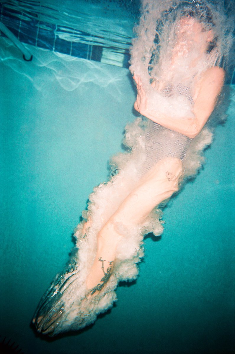 underwater film camera
#CanonAS6 #Portra400