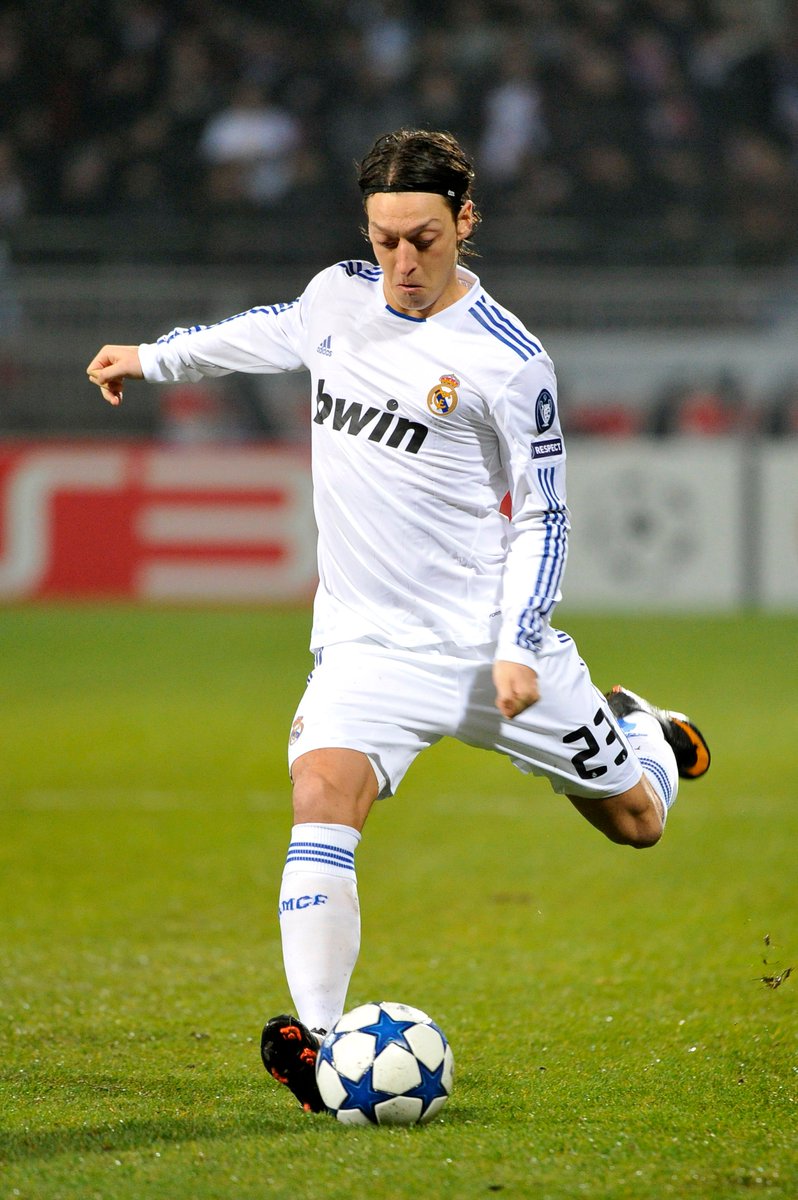 halfgeleider eerste hoogte Real Madrid News on Twitter: "Mesut Özil's debut season for Real Madrid (2010/11): 👕 54 games ⚽ 10 goals 🅰️ 29 assists Just 21 years of age 🔮💫 https://t.co/WjYOoeI85l" / Twitter halfgeleider eerste hoogte Real Madrid News on Twitter: "Mesut Özil's debut season for Real Madrid (2010/11): 👕 54 games ⚽ 10 goals 🅰️ 29 assists Just 21 years of age 🔮💫 https://t.co/WjYOoeI85l" / Twitter