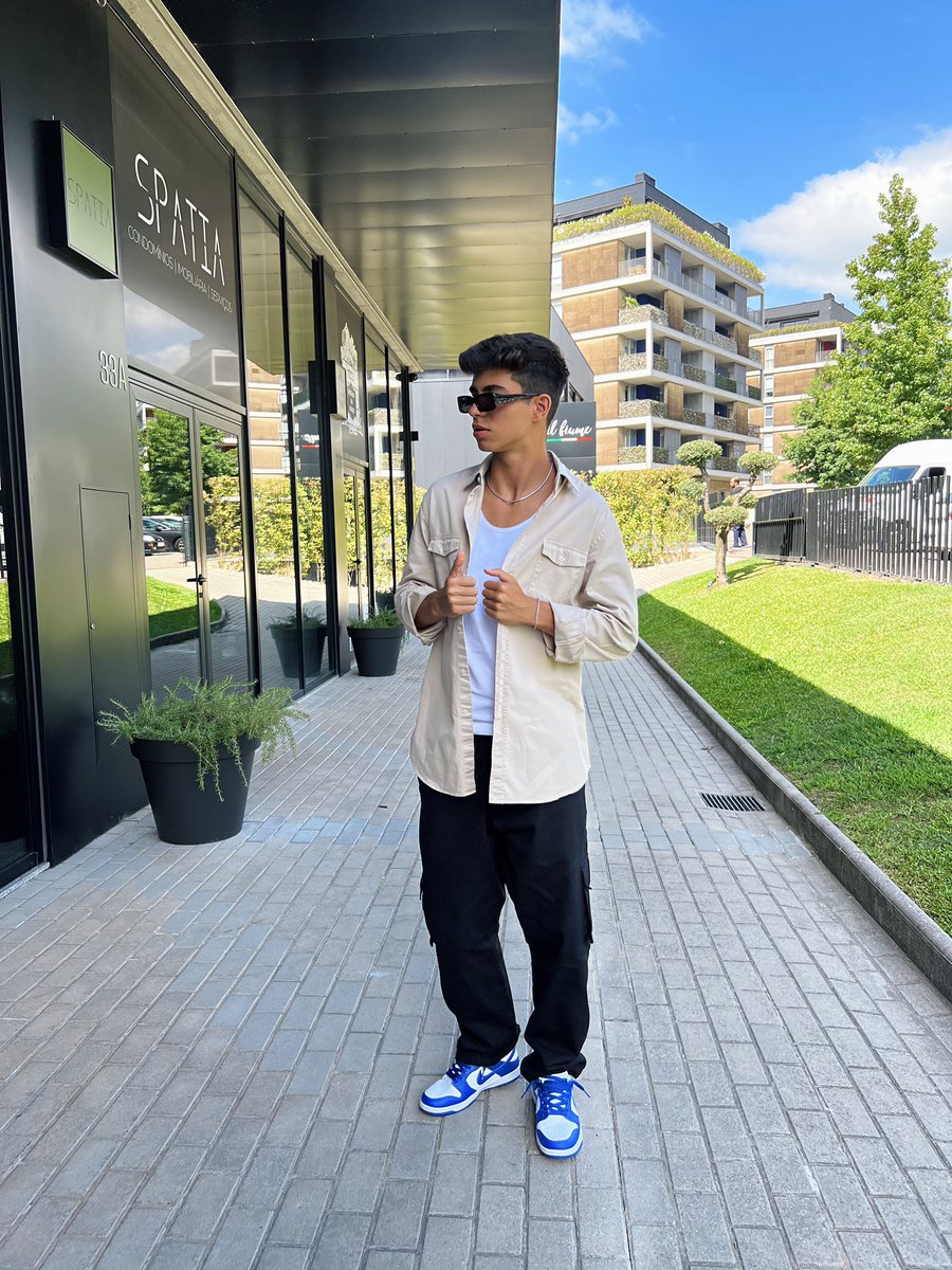 outfit >>