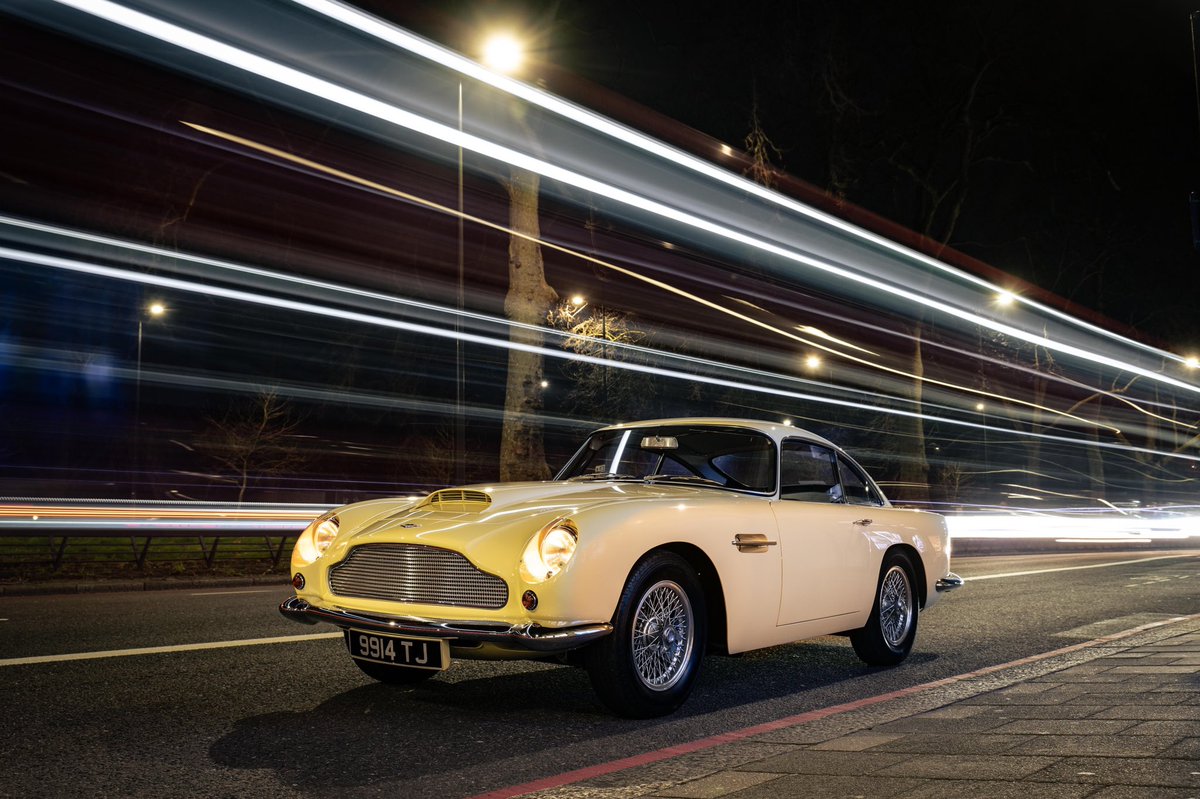 TomHartleyjnr's tweet photo. Colours make cars!
#AstonMartin #DB4GT #PalePrimrose #Unique #WhyBlendIn #RestoredToPerfection https://t.co/xw7SDqmY3A