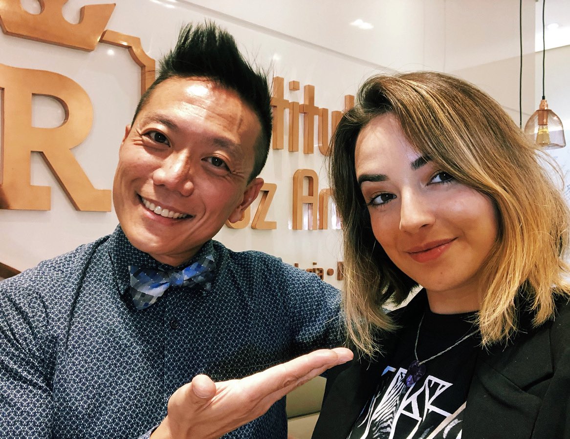 Que honra poder ter a tranquilidade de estar sob os cuidados desse profissional sensacional e confiar minha voz a ele!!! Muito obrigada Dr reinaldoyazaki !! 
Do canta comigo pra vida! Depois vou postar um video pra vocês la da clinica e contando um pouco melhor!