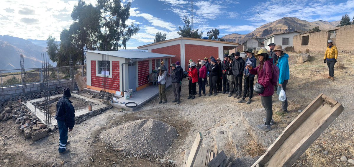 campperu's tweet photo. This morning #TeamPuka were briefed by maestro Hugo and Camp Leader Lili for the project day ahead. All excited to continue on their 3rd day of work at #CampColca! 👍💪 @CampsInt #dosomethingamazing https://t.co/4kRPA9xIlk