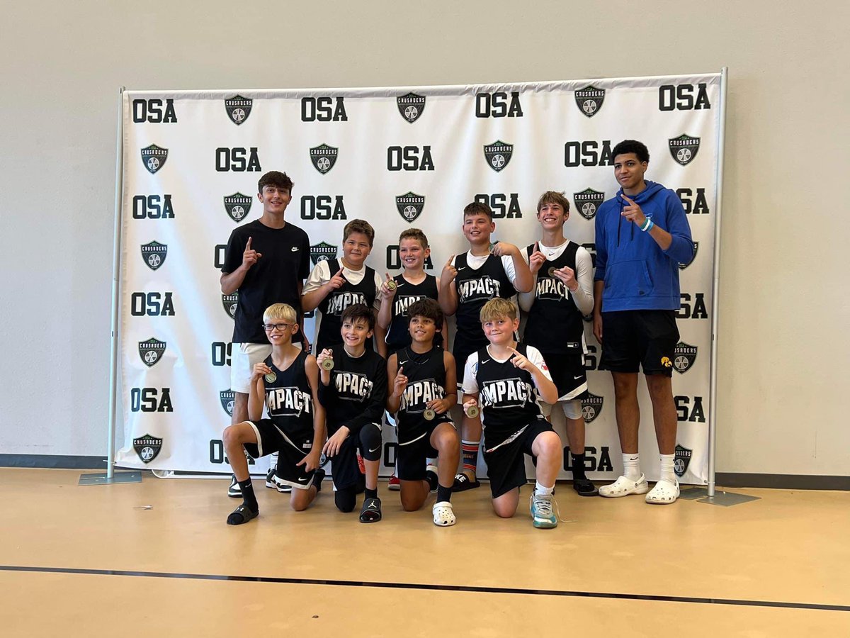 Our 5th grade put together a strong weekend with De Jager getting silver and Tidiane getting gold!!! Great job guys!!!