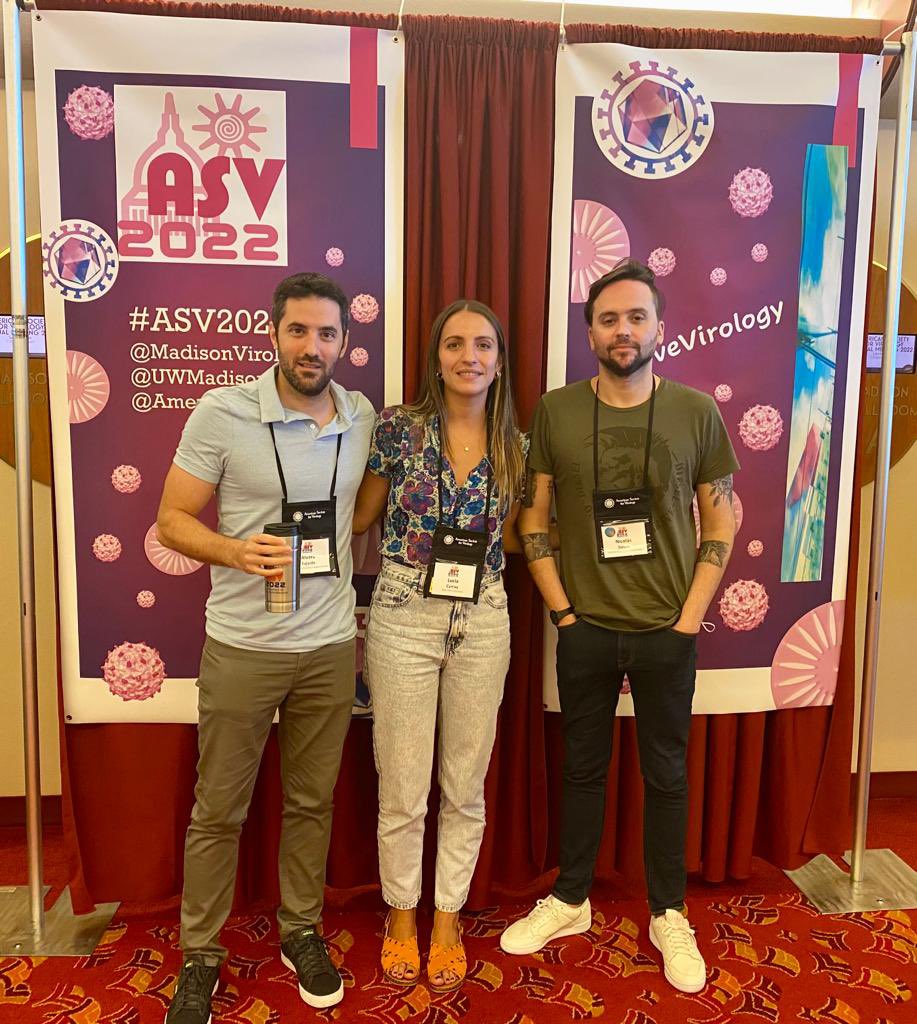 LuciaCarrau's tweet photo. Delegación charrúa en #ASV2022 💪🏼🧉🇺🇾@NicolasSarute @Afajardo32 https://t.co/fCVeFWtpXh