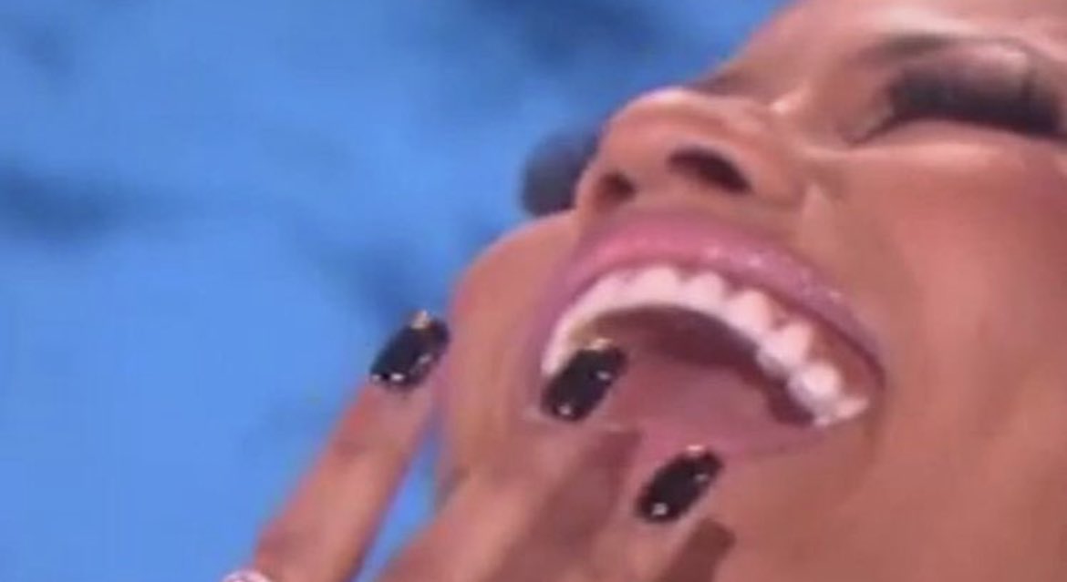 saphireslibrary's tweet photo. okay but how fun would it be if tasha and andrew, the couple consistently voted in the bottom won love island #LoveIsland https://t.co/DjCUSMVp2Z