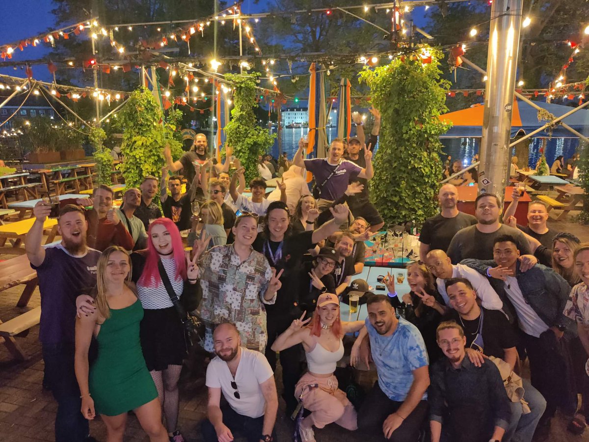 Just finished driving to Copenhagen! Arrived safely. Thanks to everyone that I got to see smile yesterday! <3 here are some of y'all. Good work <a href="/Mandysrandom/">Amanda Haucke</a> 

Tomorrow I'll post about the absolutely godly team <a href="/SharkmobGames/">Sharkmob</a> because now I need sleep!