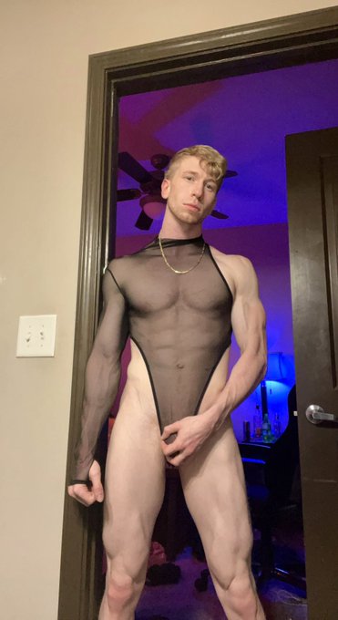 What Would You Do To Me? 😈 https://t.co/VHICln0WHQ