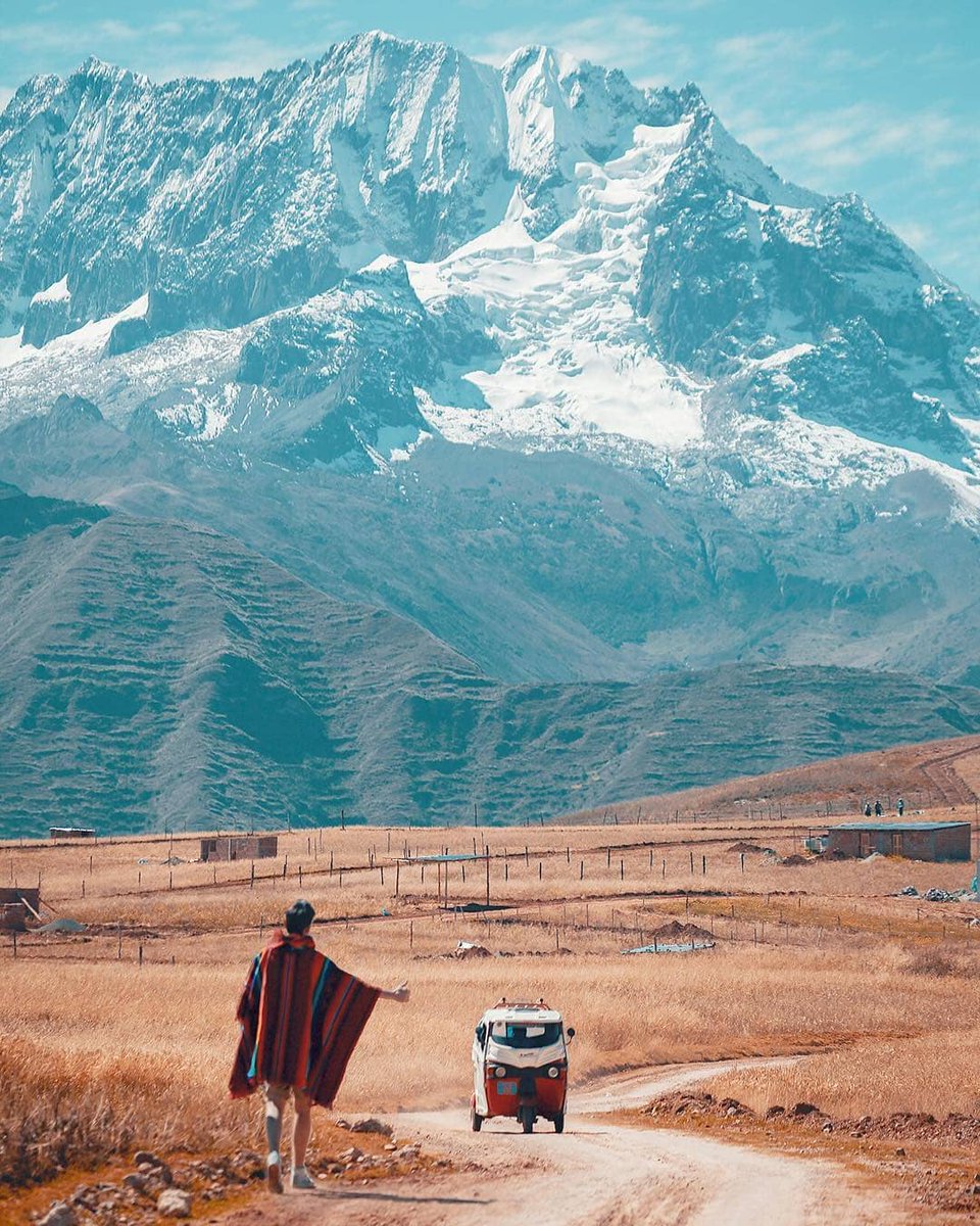 LastStopAmerica's tweet photo. We wish everyone a great start to another week. Despite everything going on in the world always remember there will always be places you can go to forget everything and clear your mind. Cusco is definitely one of them. #Peru #Travel https://t.co/jUtpTjaXDH