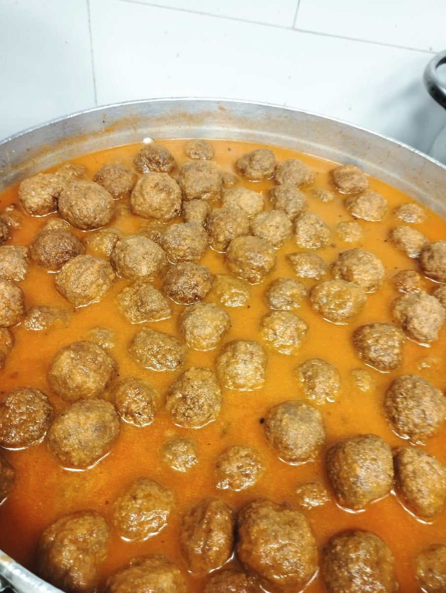 chefjoseandres's tweet image. En Zamora!🙏🇪🇸@WCKitchen #ChefsForSpain