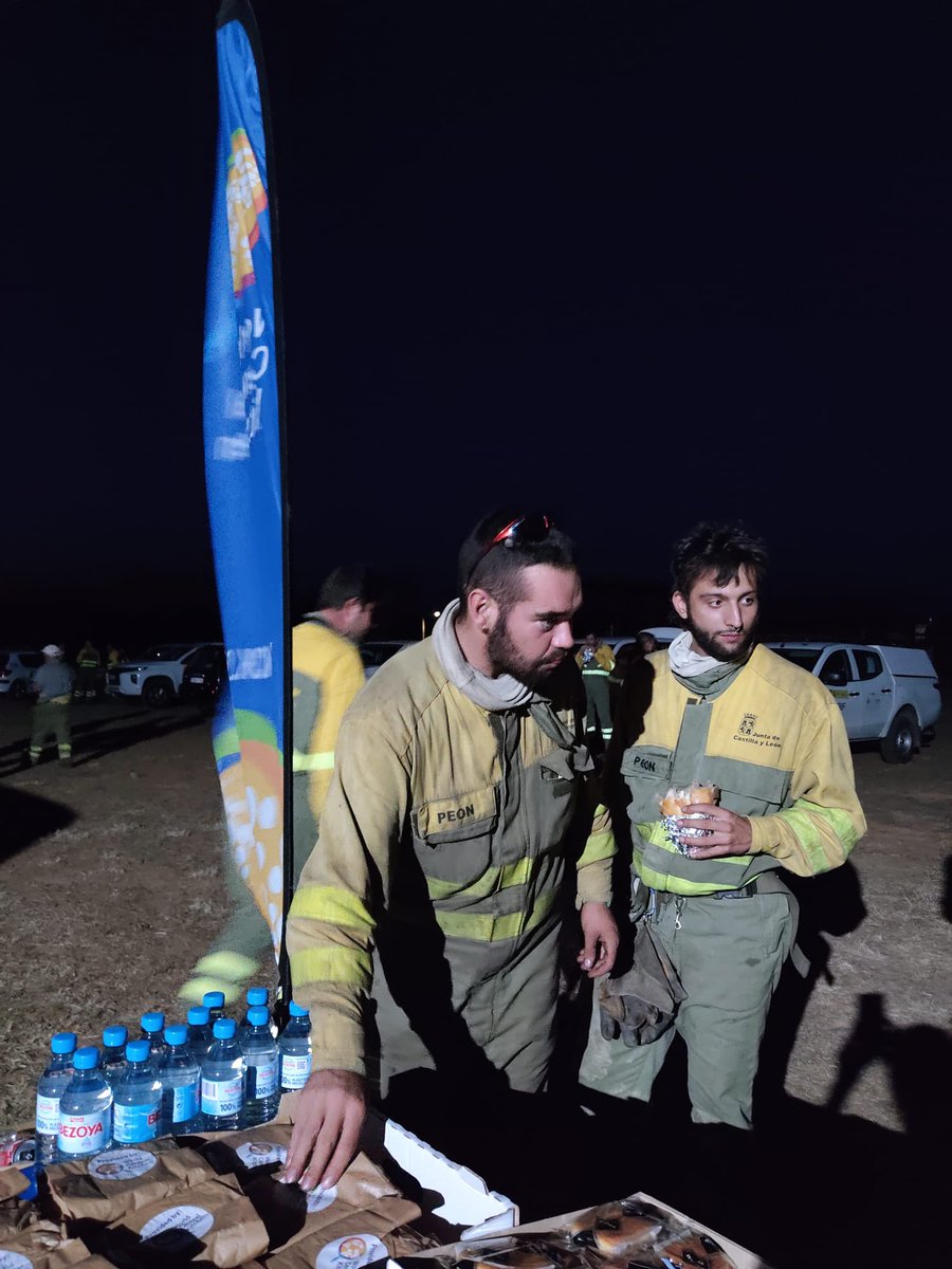 chefjoseandres's tweet image. En Zamora!🙏🇪🇸@WCKitchen #ChefsForSpain