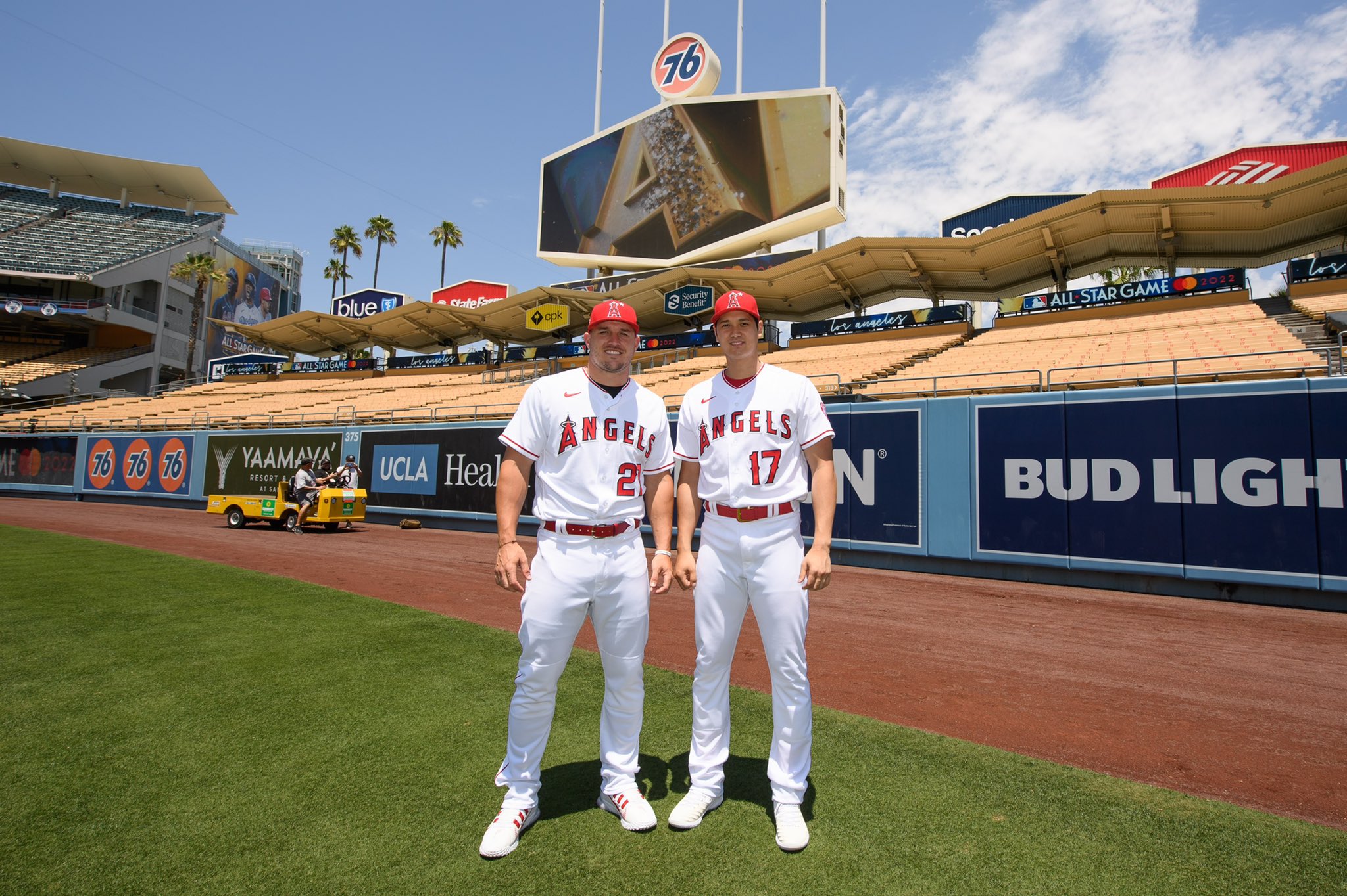 Los Angeles Angels on X: LOOK AT THESE PERFECT ANGELS 😇 #AllStarGame x  #GoHalos  / X