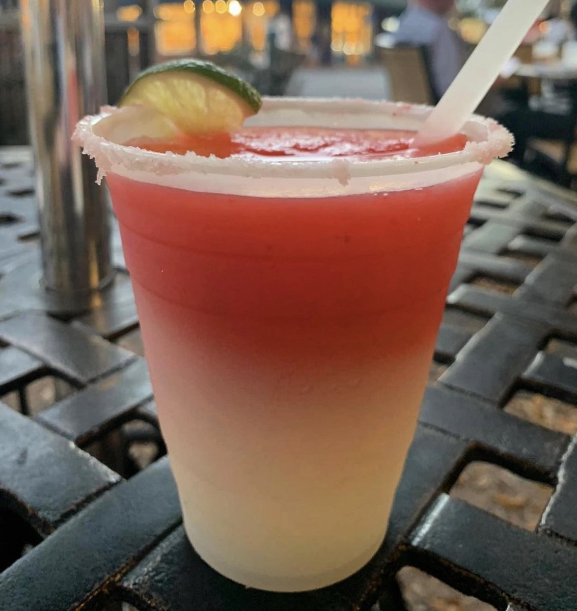 It's National Daiquiri Day! Heart this tweet if you'll be celebrating with our friends at <a href="/WetWilliesSav/">Wet Willies Savannah</a>! 🍹♥️ [📸 <a href="/WetWillies/">Wet Willie's</a> via instagram]
.
.
#savannahswaterfront #savwaterfront #nationaldaiquiriday