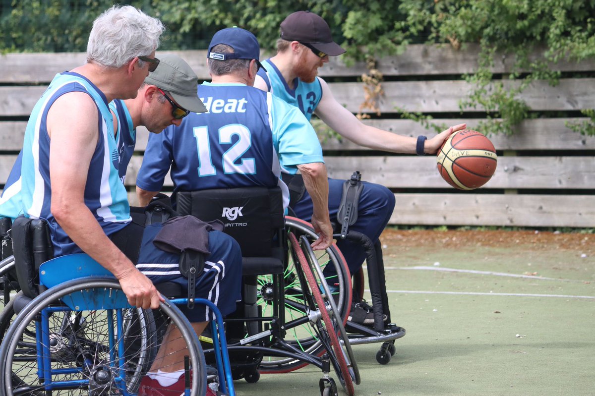 SteelBonesUK tweet media