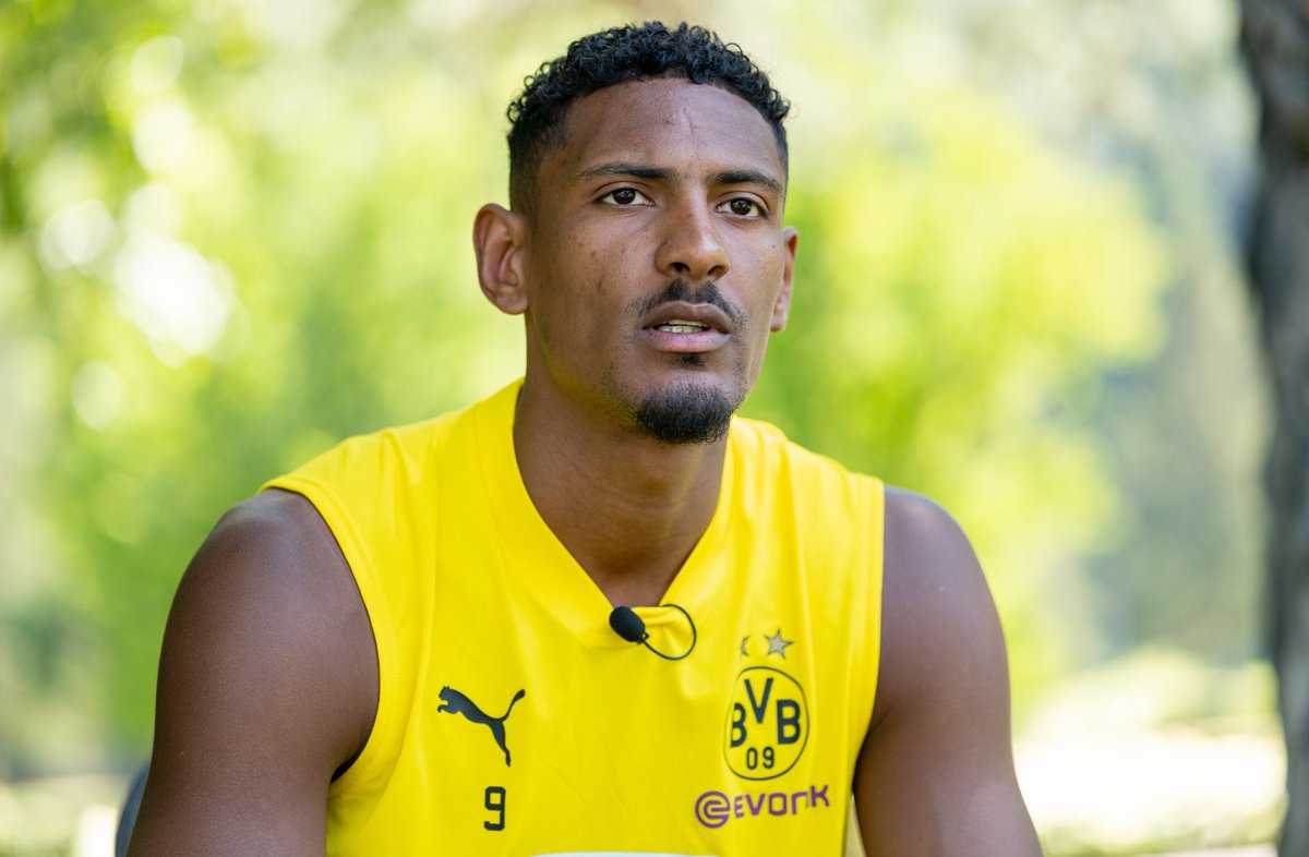 giraltpablo's tweet photo. Borussia Dortmund informó que a Sebastian Haller se le ha diagnosticado un tumor testicular.

"Ha sido un shock. Esperamos un recuperación lo antes posible y poder volver a abrazarlo pronto", comunicó el club.

Fuerza ❤️🙏🏼 https://t.co/XecfDknyP0