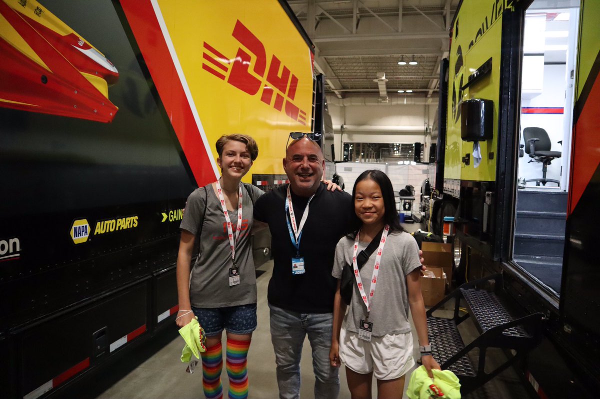 Thanks for taking the time to see us @DeFrancesco_A we had a great time at @hondaindy #bornfast