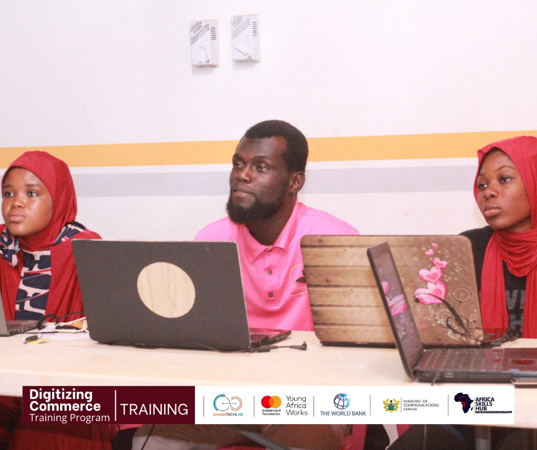 AfricaSkillsHub's tweet image. Today in our Tamale office, we continued the #DigitizingCommerce training under the PASE Program.
Trainees learned about digital transformation, types, importance,&amp;amp; terminologies. They were also taught the difference between Digitalization, Digitizing,&amp;amp; Digital transformation.