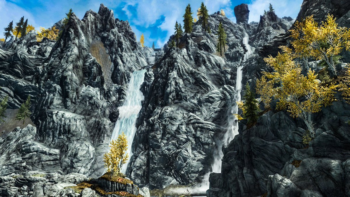 MsCrypticFox's tweet photo. Skyrim 🌄 ~

#VirtualPhotography #Gametography #XboxShare #VPGamers #Skyrim #TheElderScrollsVSkyrim #SkyrimSpecialEdition #SkyrimPhotos https://t.co/u2428l9WVM