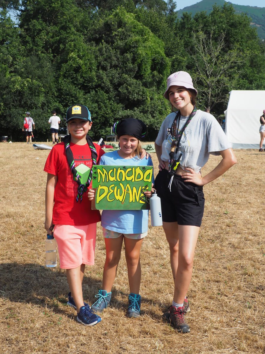 ¡¡ESTAMOS DE CAMPA!! 
Este año nos hemos ido a pasar 15 días a Cantabria todas juntas al fin 💜
Estamos estupendísimas y felices🥰

Tranquilas familias que aunque hace calorcito, no hace tanto como en Madrid y estamos de maravilla 😘
<a href="/scout_es/">Scouts de España (ASDE)</a>