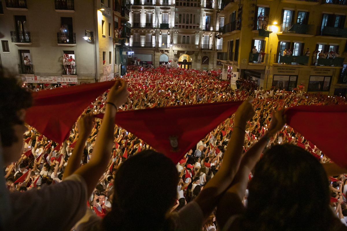 Tras dos años de ausencia por el #CoronavirusPandemic Pamplona vuelve a celebrar a #SanFermin
Fotos: <a href="/maite_H_mateo/">Maite</a>