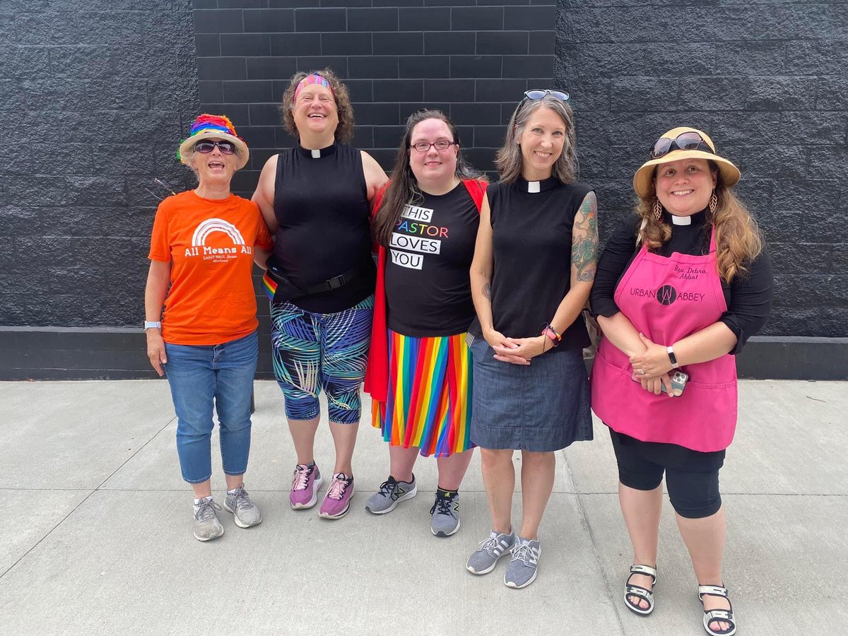 revstephanie's tweet photo. #UMC clergywomen at #prideomaha #BeUMC https://t.co/BN0PC6qDmU