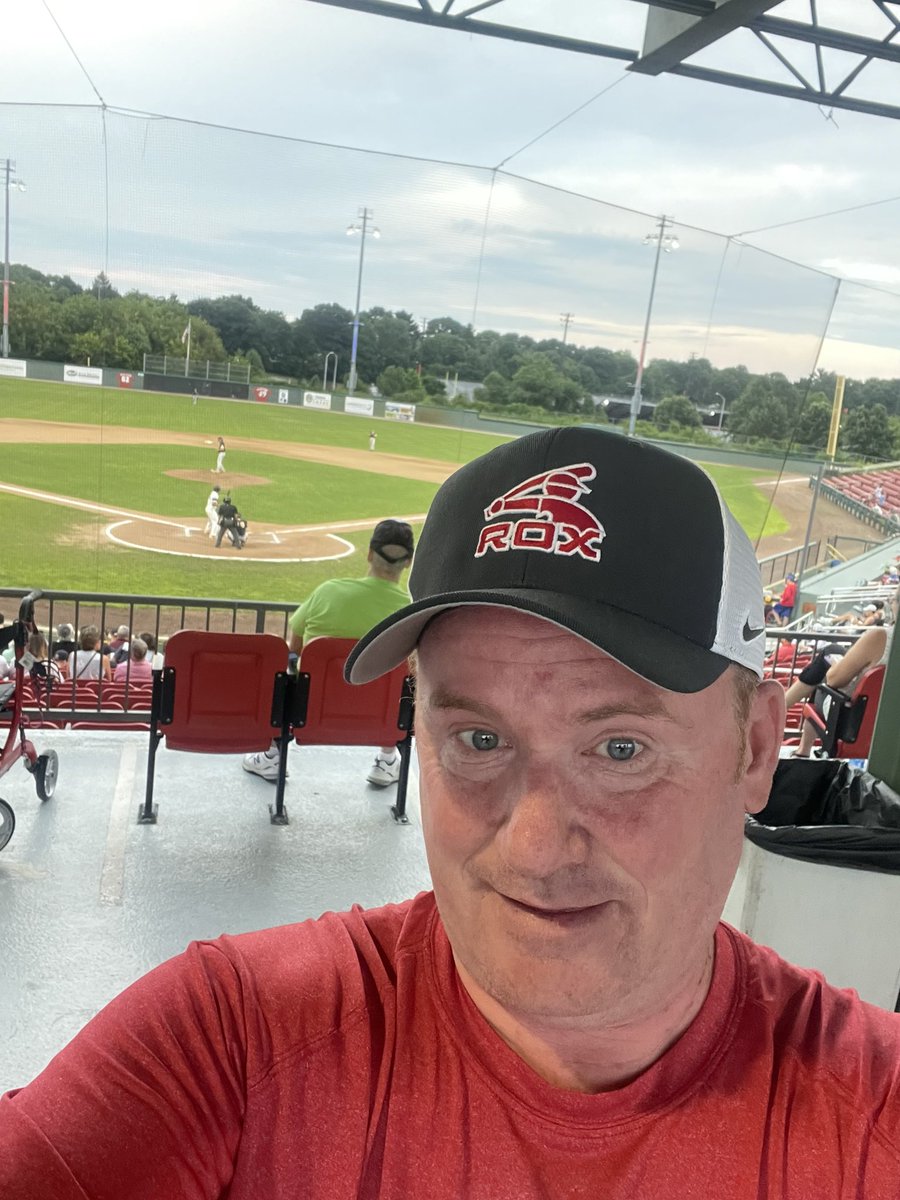 JPPlunkett's tweet photo. Fantastic take at Campanelli Stadium in Brockton for the @RoxBaseball game. $10 tix, good play &amp; live ‘80s music. Only one problem: I’m about 73rd in the single beer line. 🤪@FuturesLeague https://t.co/zSu0xqaHOB
