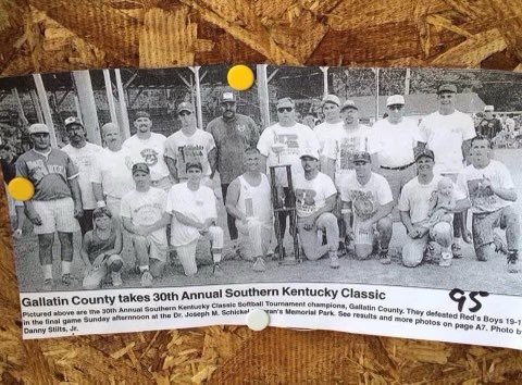 barryalexander5's tweet photo. 27 years today! Gallatin Co Won the Southern Ky Invitational. 24 teams!! https://t.co/krqQNNRqNU