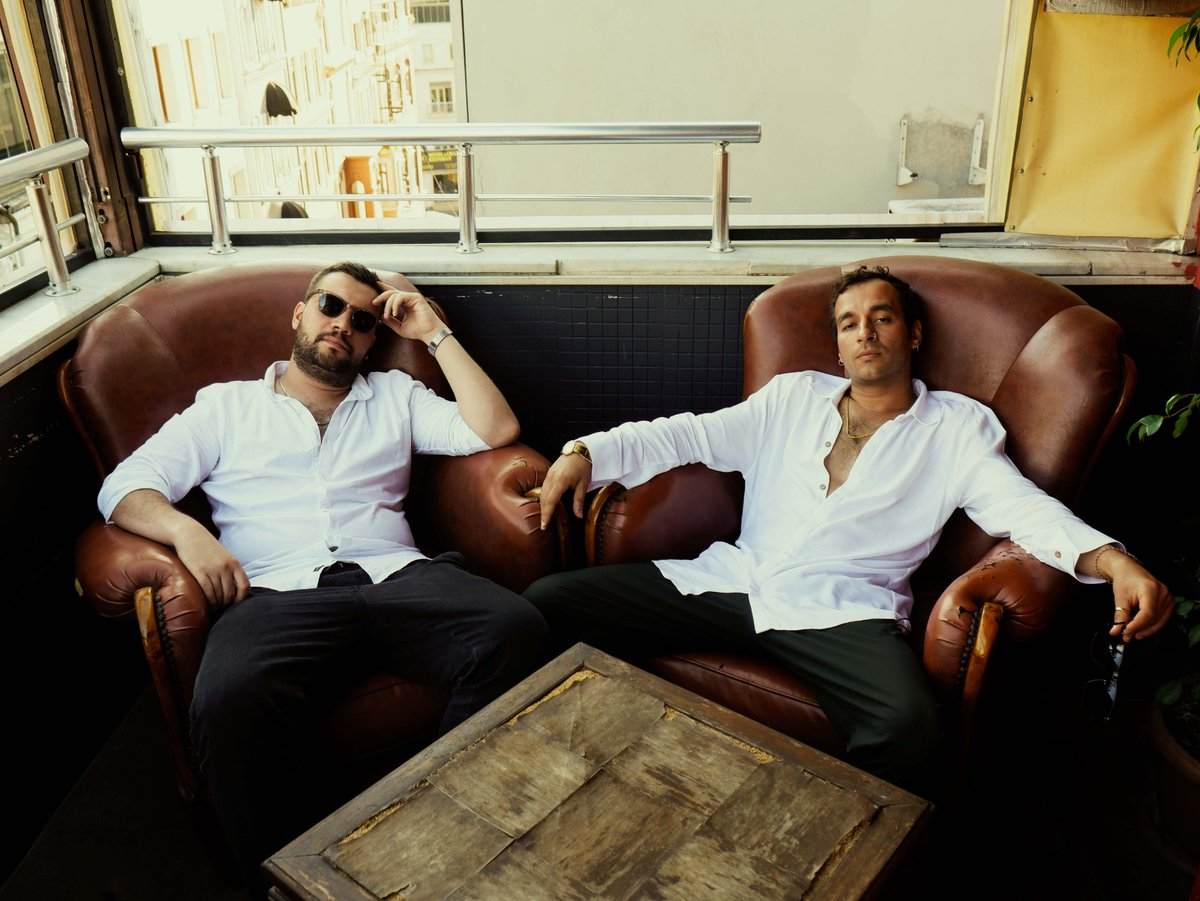 savaibronz's tweet image. stndby