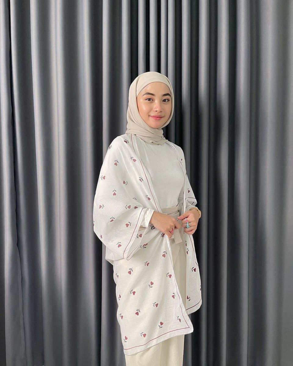 aestheticstufy's tweet image. outer lucu cuma 23k

shope.ee/1pyuY9Xxia

#atasanwanita #basicpants #kulot #highwaist #kaos #bawahanwanita #celana #kemeja #pants #sneaker #hijab #sweater #crewneck #dress #sepatu #hampers #topi #kaoskaki #blouse #jaket #slingbag #tas #Jilbab #kosmetik #cushion #bbcream