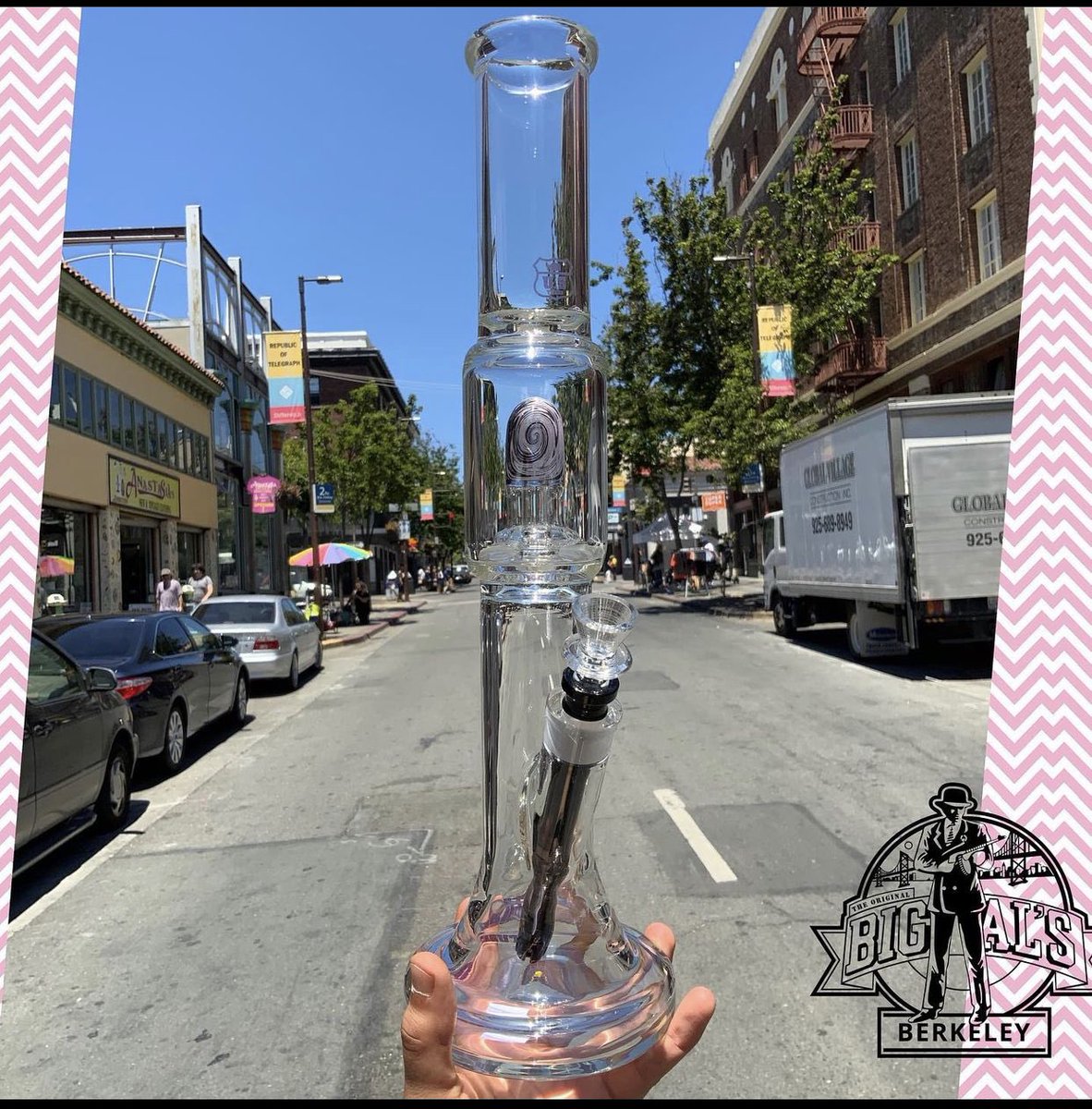 BigAlSmokeshop's tweet image. Which Hybrid Would You Pick?? #ustubes 🇺🇸💥🫧🎉🍇🥊😎💦🔥🎰

More Hybrids
bigalssmokeshop.com

#usmade #bong #glassforsale  #berkeley  #cannabis #weed