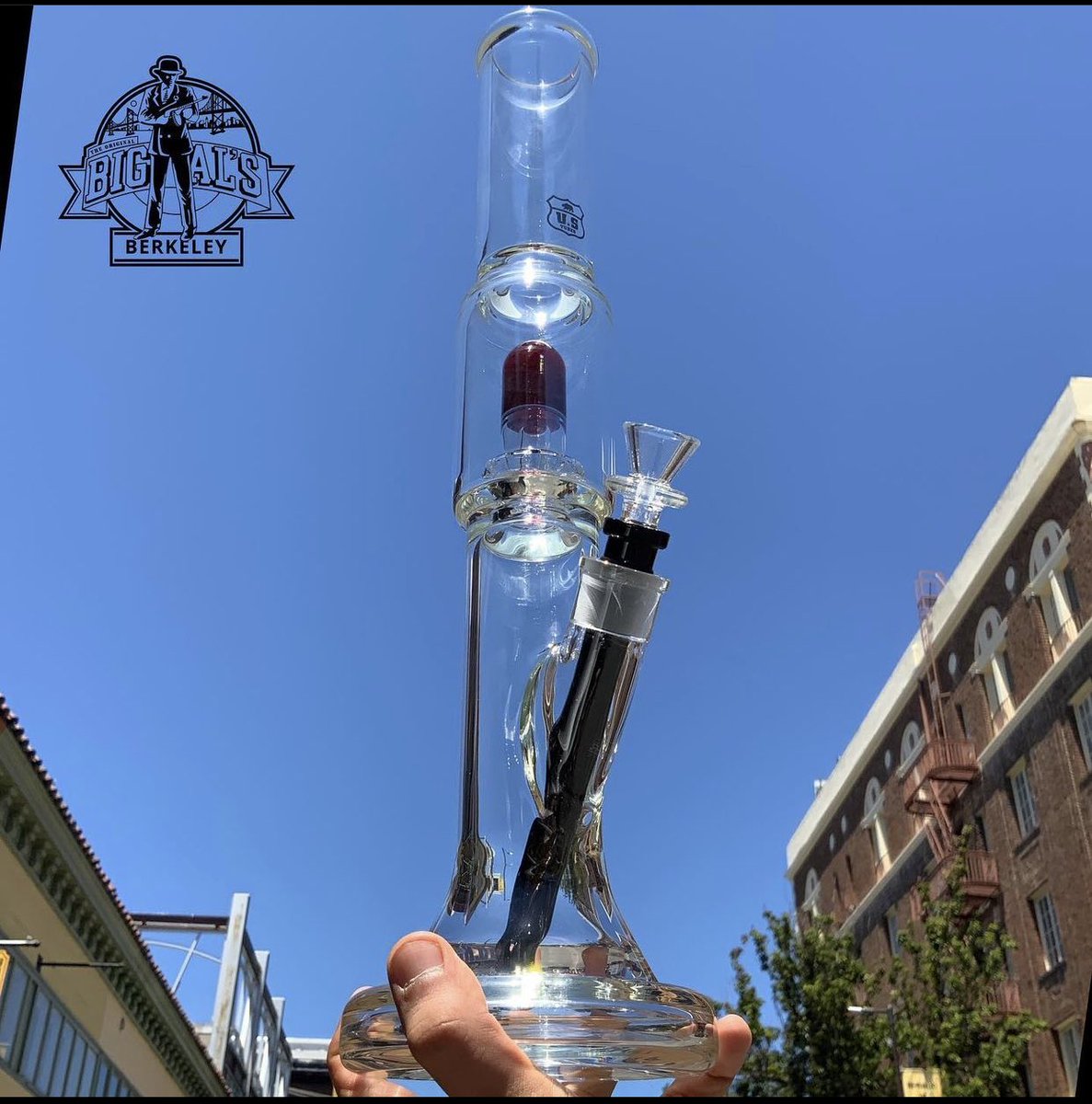 BigAlSmokeshop's tweet image. Which Hybrid Would You Pick?? #ustubes 🇺🇸💥🫧🎉🍇🥊😎💦🔥🎰

More Hybrids
bigalssmokeshop.com

#usmade #bong #glassforsale  #berkeley  #cannabis #weed