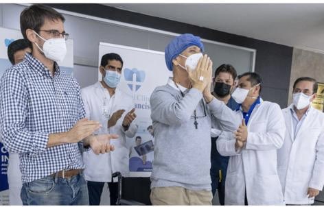 HaroldAlavaL01's tweet photo. Soy Harold, soy uno se los 527 transplantados en el último año, gracias al programa del @IndotEcuador y el @IESSec en convenio con algunas clínicas privadas. #YoDonoYSalvoVidas 1/4
@LassoGuillermo  @ABorreroVega @PepeRuales @Salud_Ec @IESSec @luisantonio_r @fabriciovelav https://t.co/ahVElbRF2x