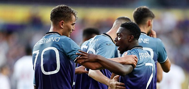 voetbalnieuwsbe's tweet photo. Anderlecht maakt fors statement in galamatch tegen Lyon #rsca #anderlecht #andol https://t.co/1g4rIppkjL https://t.co/ifqKajm0xG