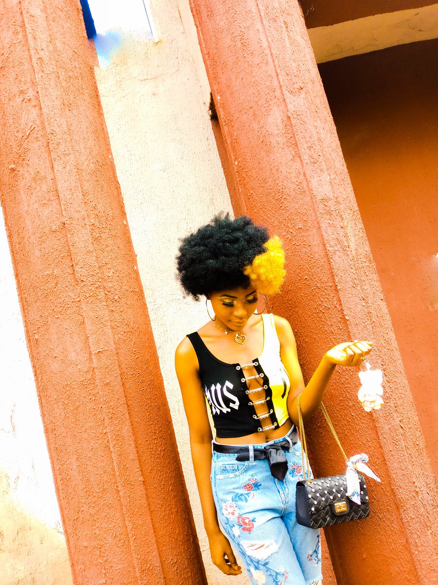 IamVickyAudrey's tweet photo. Amor

#tweetme #RETWEEET #vickyaudrey https://t.co/0K3a0uHKtc
