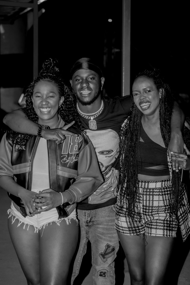 EMGrwanda's tweet photo. THE ENERGY when MC PATO introduced the one and olny DJ HIGA X DJ RUSAM was crazy!!🔥

TRAPPISH CONCERT 2!🔥
Proudly sponsored by
@rcb_rwanda @skolbreweryltd @gorillagamesrw
@ndolisafarisltd @united_gin_rwanda @galaxyhotel_kigali @serenityadventure
#skolpulse #bringpulsetoyourlife https://t.co/7FLDlLYxnB
