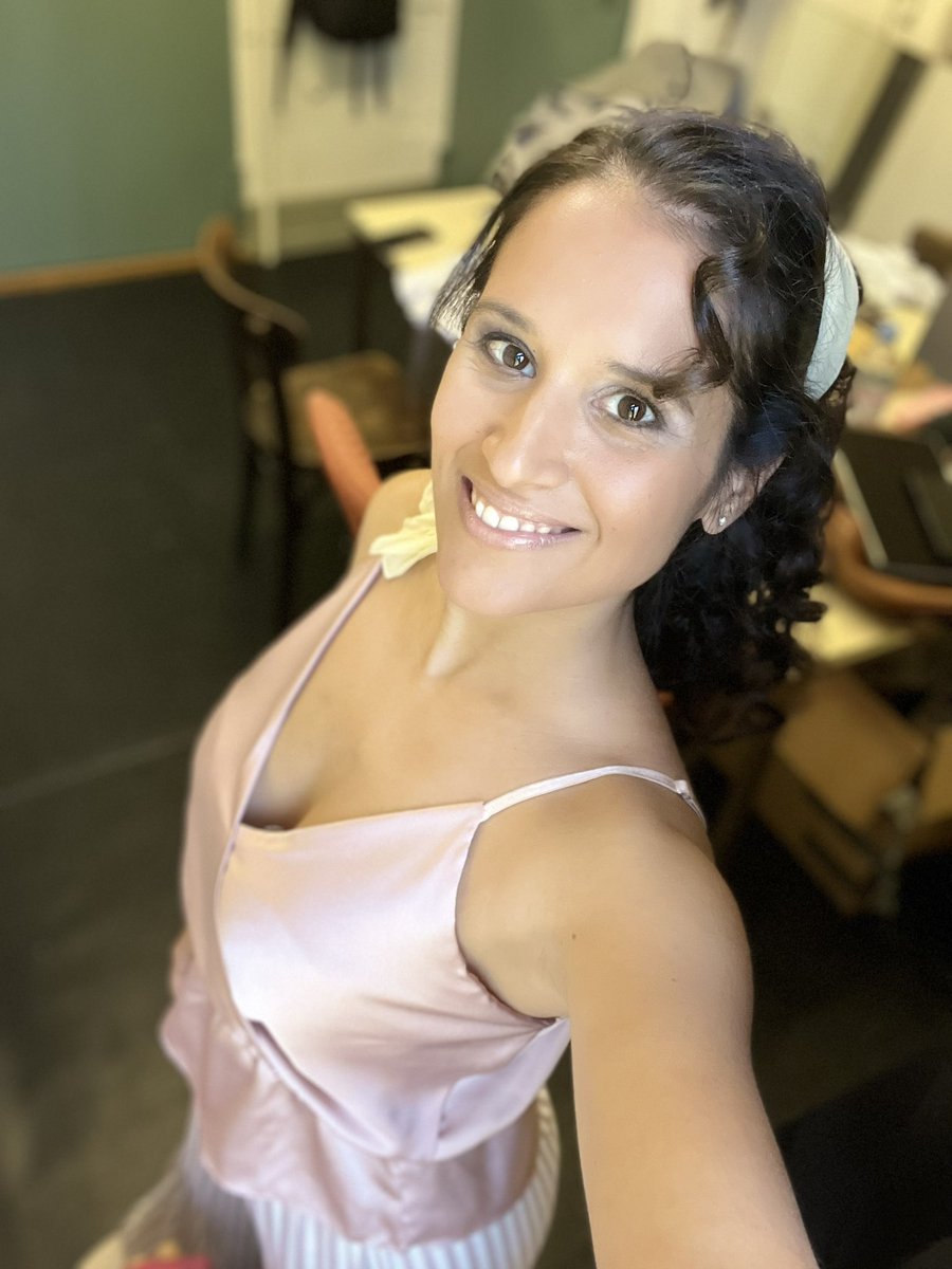 SaraBlanch_SB's tweet photo. Demà nou debut a @Rossini_Wildbad , Alemanya!
🎶 Adina, una nova òpera de Rossini que incorporo al meu repertori!
#adina #rossini #wildbad #coloratura #opera #semiseria https://t.co/5SfQP2S725